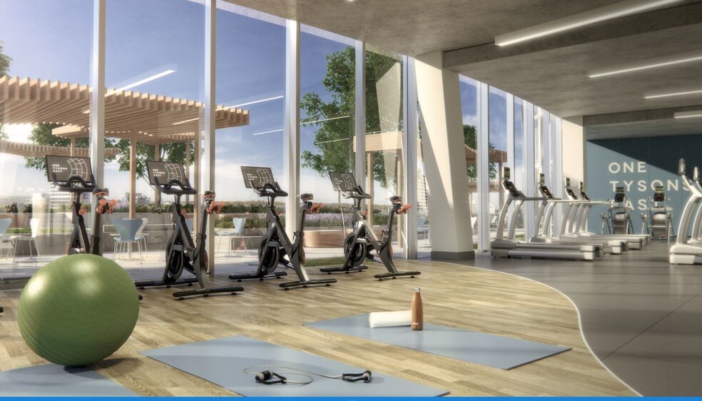 More Photos Of 1690 Old Meadow Rd, McLean Office For Lease