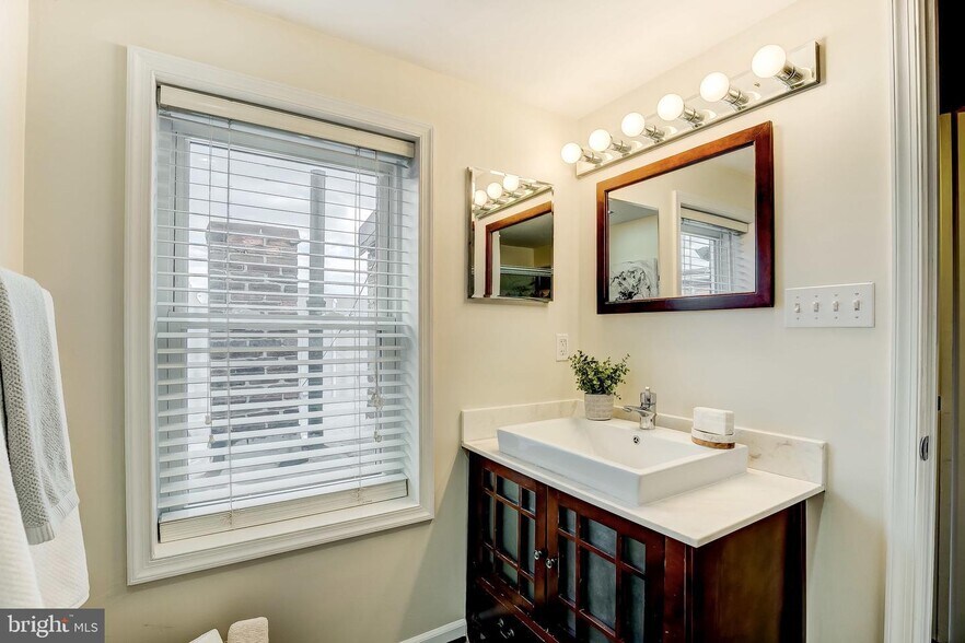 More Photos Of 1125 S Charles St, Baltimore Storefront Retail Residential For Sale