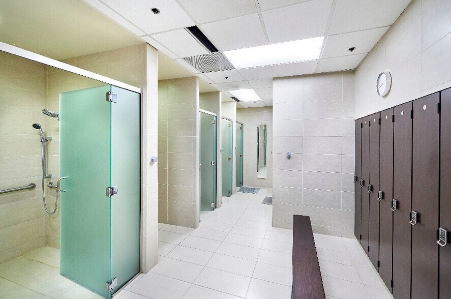 More Photos Of 1401 S Brentwood Blvd, Brentwood Office For Lease
