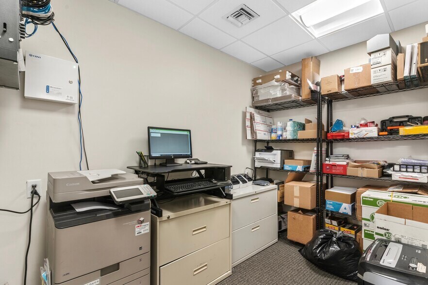 More Photos Of 701 E Commercial Blvd, Oakland Park Medical For Sale