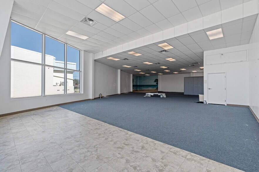 More Photos Of 5240 N Atlantic Ave, Cocoa Beach General Retail For Lease