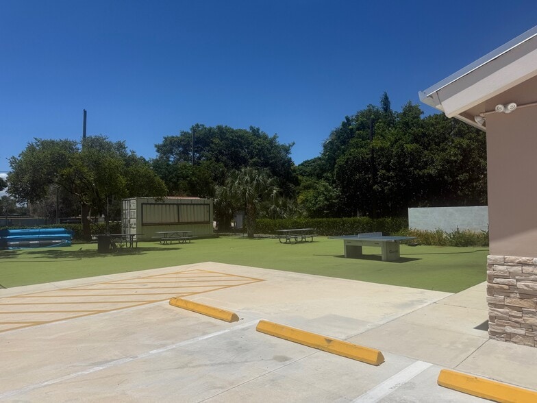 More Photos Of 4801 S Dixie Hwy, West Palm Beach Lodge Meeting Hall For Sale