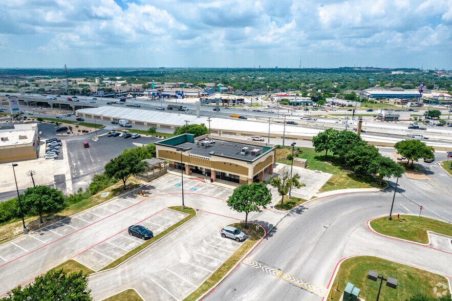 More Photos Of 8238-8356 Agora Pky, Schertz Unknown For Lease