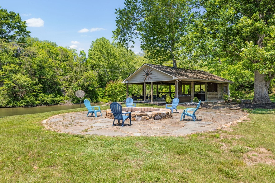 More Photos Of 4301 Longdale Furnace Rd, Clifton Forge Lodge Meeting Hall For Sale