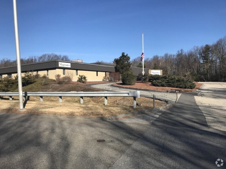 More Photos Of 10 Coppage Dr, Worcester Manufacturing For Lease