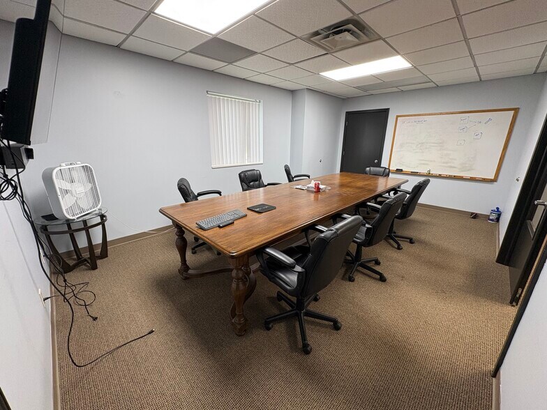 More Photos Of 1201 Cumberland Ave, West Lafayette Office For Lease