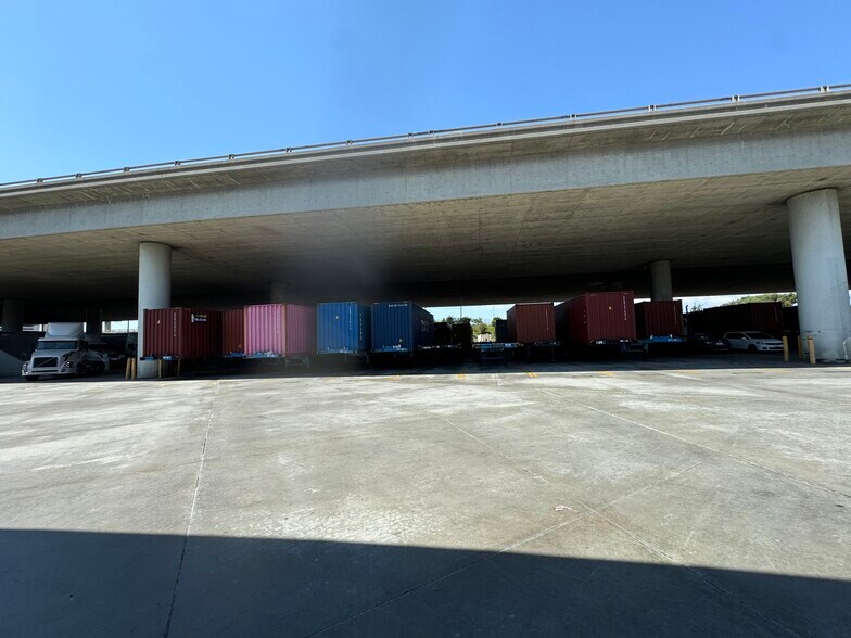 More Photos Of 2201 S Santa Fe Ave, Compton Land For Lease