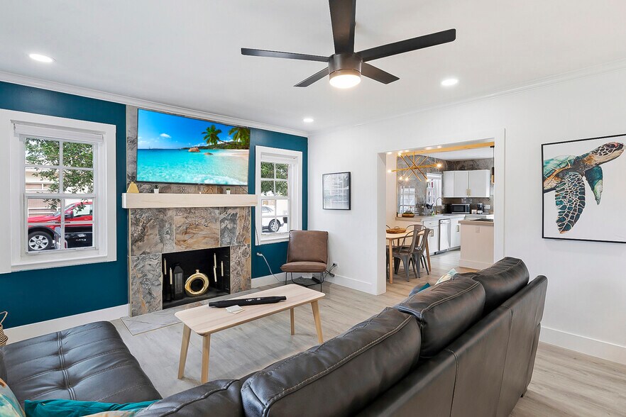 More Photos Of 402 Ocean Breeze, Lake Worth Beach Apartments For Sale