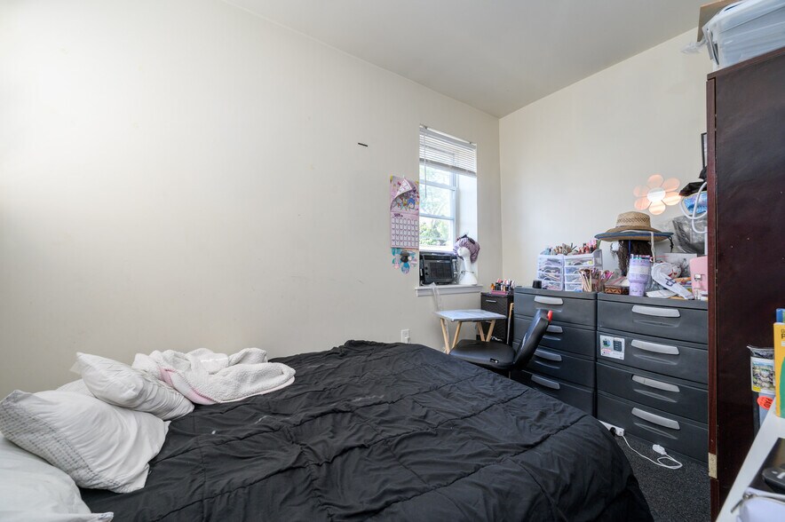 More Photos Of 200 Central Ave, Hackensack Storefront Retail Residential For Sale