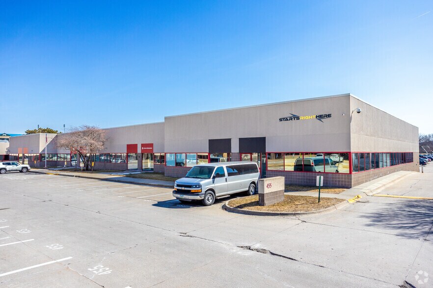Primary Photo Of 455 SW 5th St, Des Moines Light Manufacturing For Lease