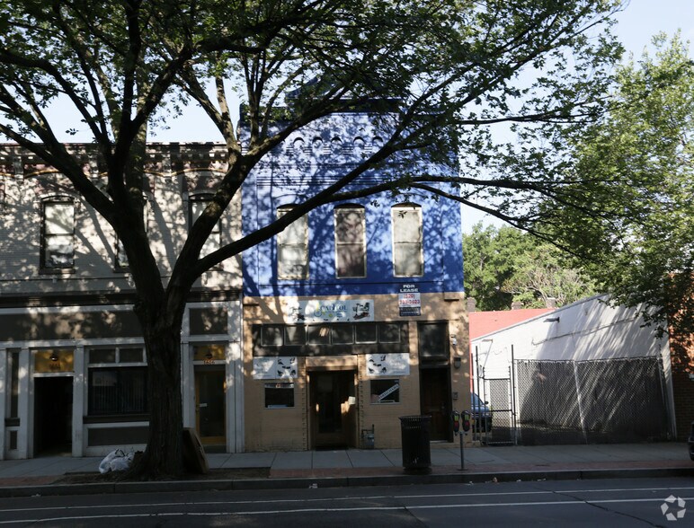 More Photos Of 1618 7th St NW, Washington Storefront Retail Office For Lease