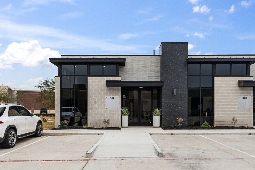 Primary Photo Of 1030 Katy Fort Bend Rd, Katy Office For Sale