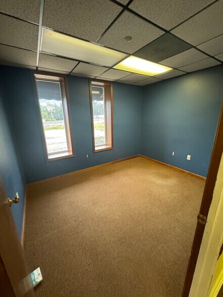 More Photos Of 5470 I 55 S, Byram Warehouse For Sale