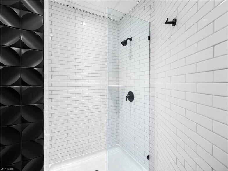 More Photos Of 408 W St Clair Ave, Cleveland Multifamily For Sale