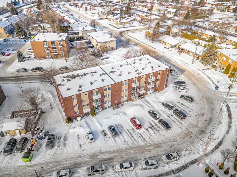 More Photos Of 1005-1015 Rue De La Commune, La Prairie Apartments For Sale