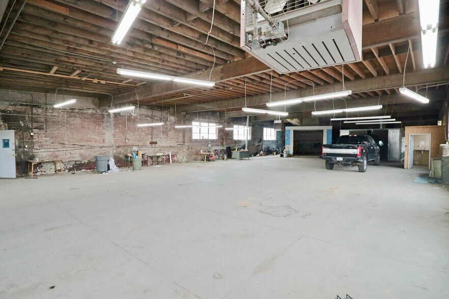 More Photos Of 430 E Main St, Trinidad Industrial For Sale