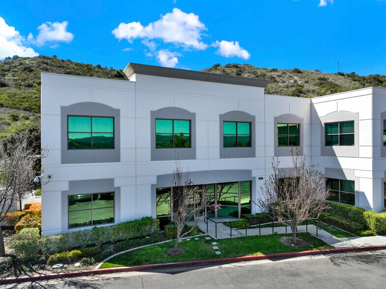 Primary Photo Of 232 Avenida Fabricante, San Clemente Warehouse For Lease