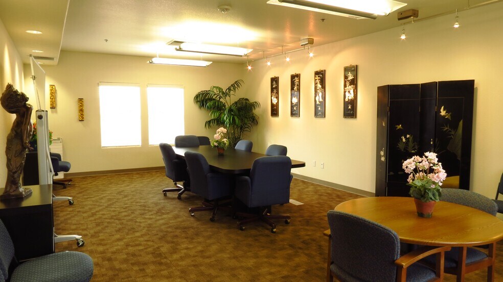 More Photos Of 1925 E Prater Way, Sparks Office For Sale