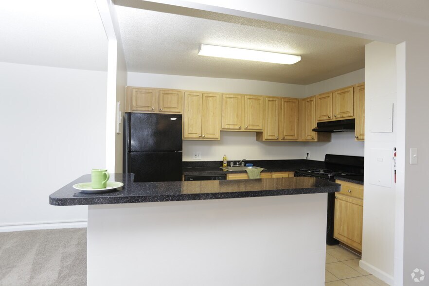 More Photos Of 3901 Suitland Rd, Suitland Apartments For Sale