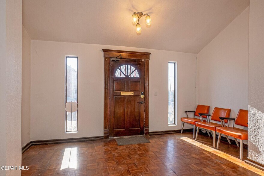 More Photos Of 1127 Wyoming Ave, El Paso Loft Creative Space For Sale