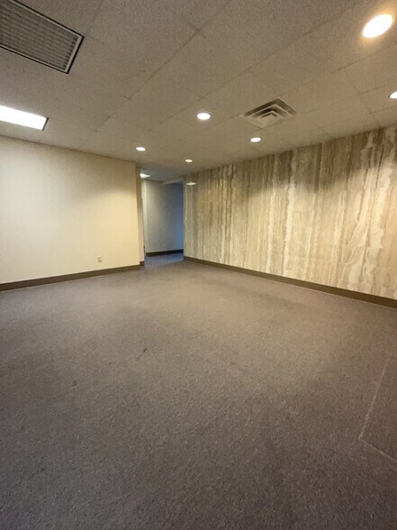 More Photos Of 100 W Central Texas Expy, Harker Heights Medical For Lease
