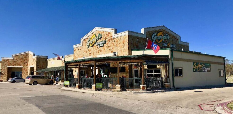 More Photos Of 1201 Hewitt Dr, Woodway Land For Lease