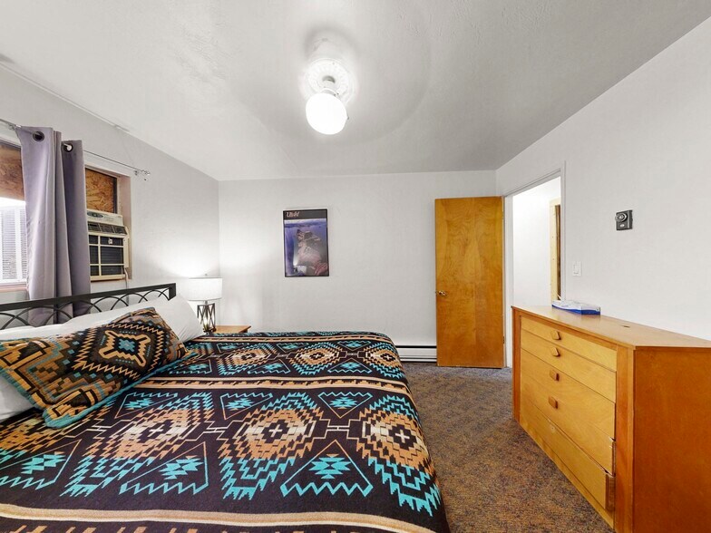 More Photos Of US 163 & San Juan River, Mexican Hat Hotel For Sale
