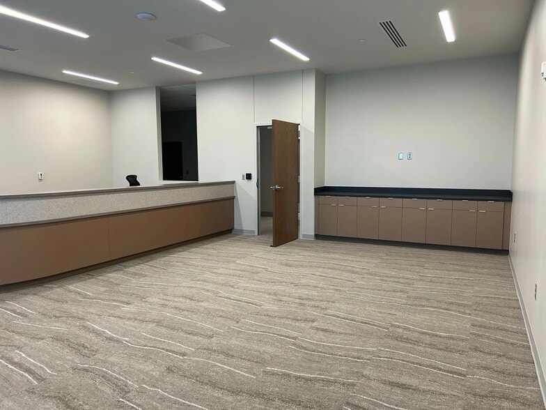 More Photos Of 8516 S Portland Ave, Oklahoma City Medical For Lease