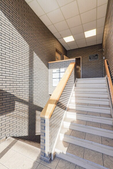 More Photos Of 2691 Hylan Blvd, Staten Island Medical For Lease