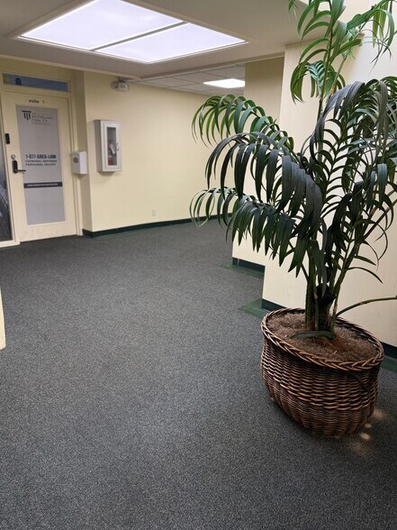 More Photos Of 300-320 SW 2nd St, Fort Lauderdale Loft Creative Space For Lease