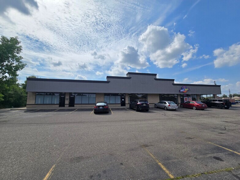 More Photos Of 13400-13480 E 15 Mile Rd, Sterling Heights Unknown For Lease