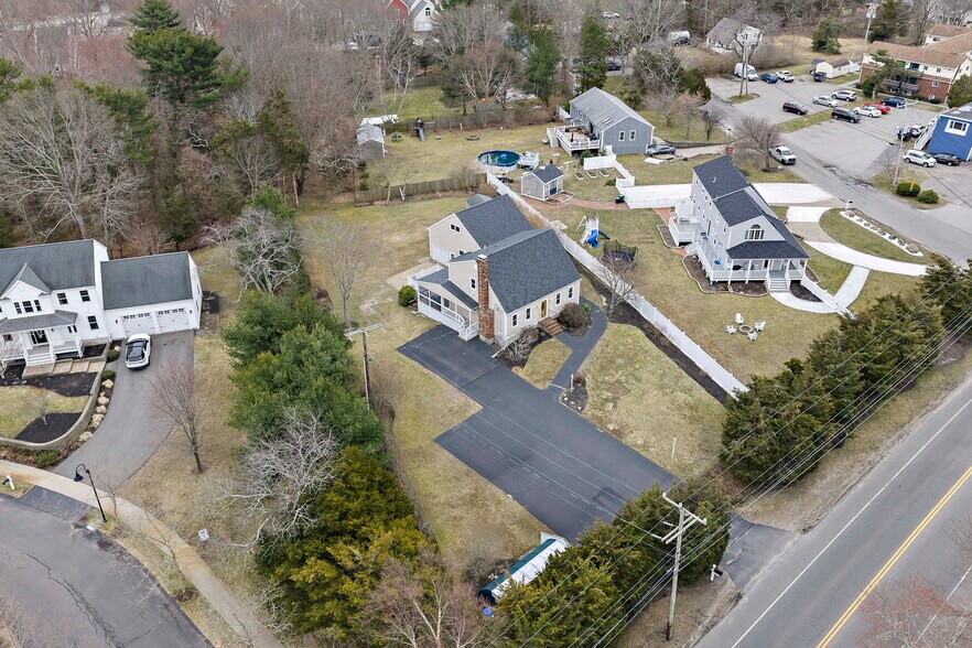 More Photos Of 1221 Ocean St, Marshfield Flex For Sale