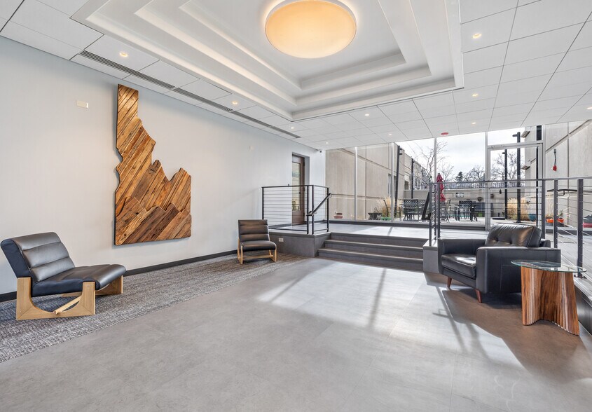 More Photos Of 1501 S Federal Way, Boise Office For Lease