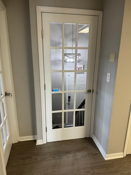 More Photos Of 2151 Miamisburg-Centerville Rd, Dayton Loft Creative Space For Sale