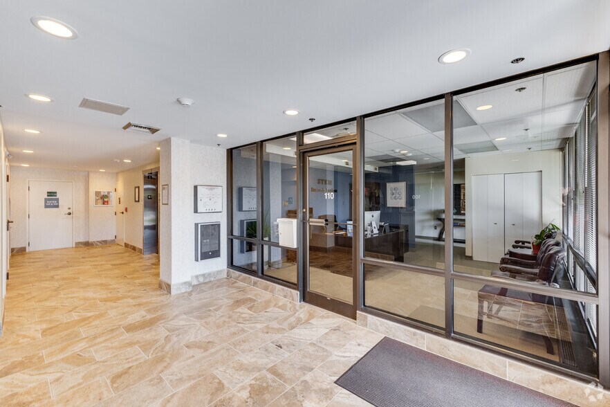 More Photos Of 3900 University Dr, Fairfax Office For Lease