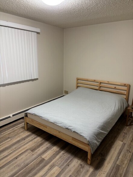 More Photos Of 10126 87 Av NW, Edmonton Apartments For Sale