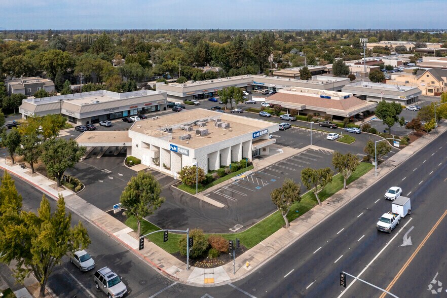 More Photos Of 3025 McHenry Ave, Modesto Unknown For Lease