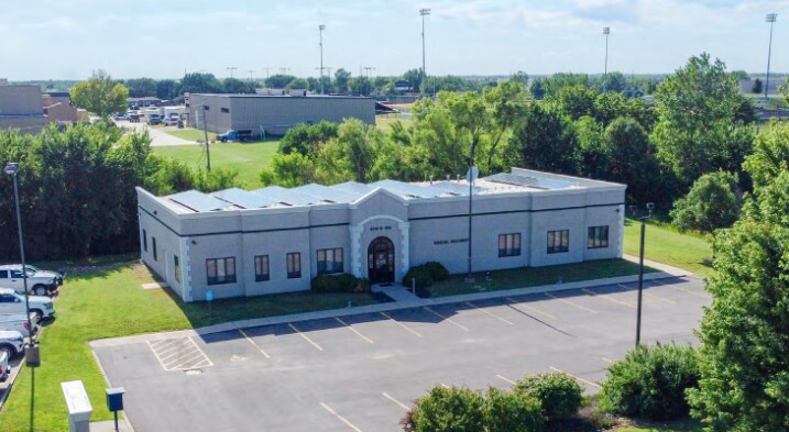 More Photos Of 3010 W 18th Ave, Emporia Office For Sale