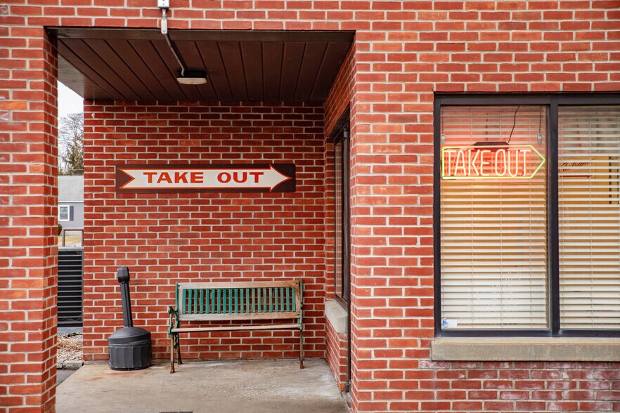 More Photos Of 126 Mariaville Rd, Schenectady General Retail For Sale