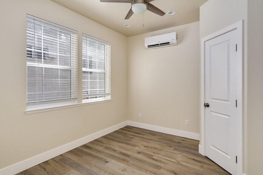 More Photos Of 447 W 7th St, Chico Apartments For Sale