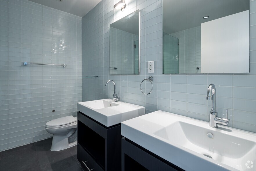 More Photos Of 550 W 54th St, New York Apartments For Lease
