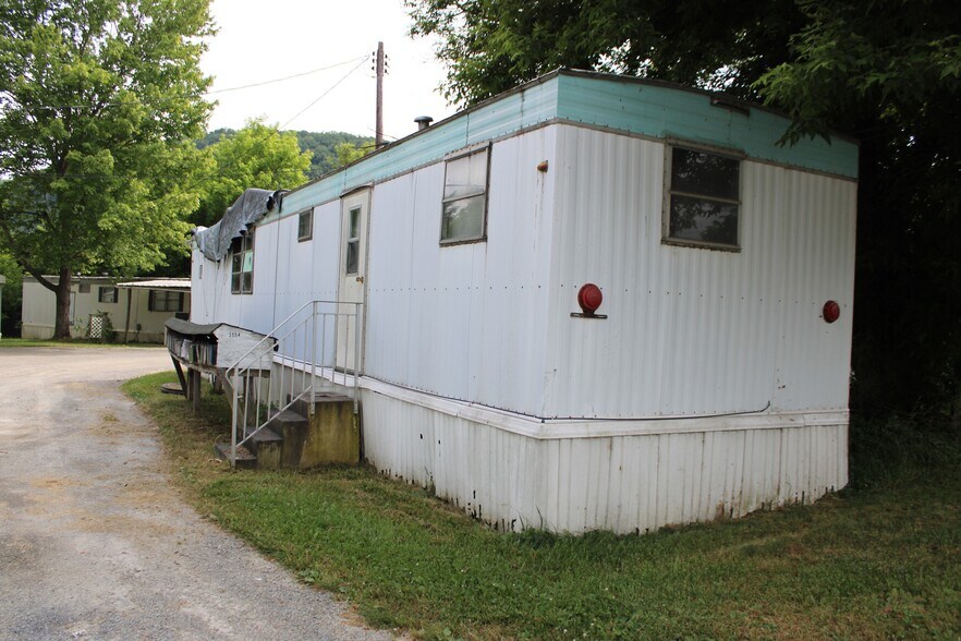 More Photos Of 3554 Watkins Rd, Horseheads Manufactured Housing Mobile Home Park For Sale