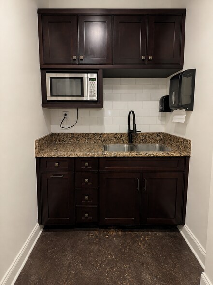 More Photos Of 413 Spears Ave, Chattanooga Loft Creative Space For Lease