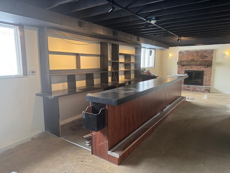 More Photos Of 2185 Monroe Ave, Rochester Restaurant For Sale