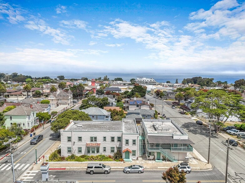 More Photos Of 419 Forest Ave, Pacific Grove Apartments For Sale