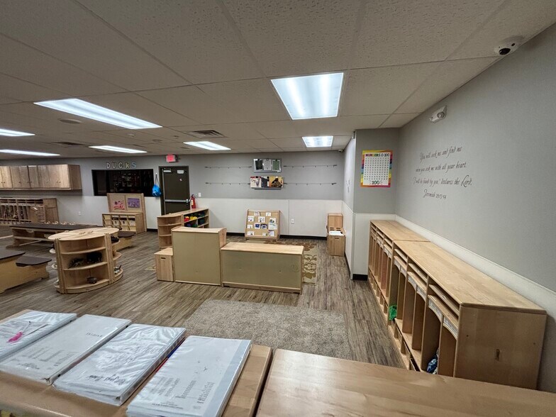 More Photos Of 5211 13th St, Lubbock Daycare Center For Sale