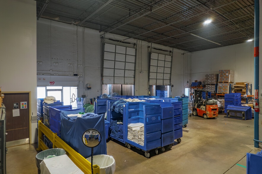 More Photos Of 6225 E 38th Ave, Denver Warehouse For Sale