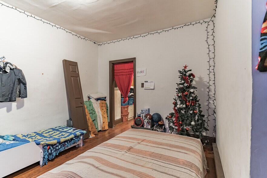 More Photos Of 2803 N 22nd St, Philadelphia General Retail For Sale