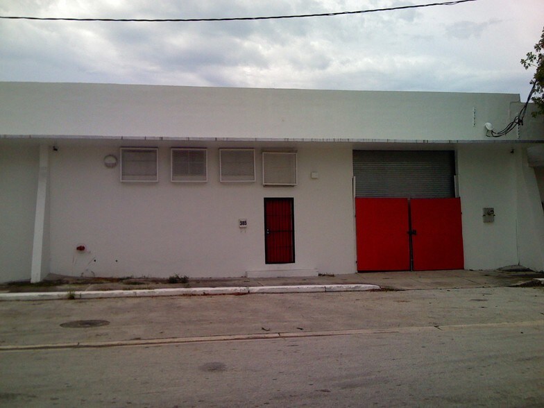 More Photos Of 301-395 NE 59th St, Miami Coworking Space