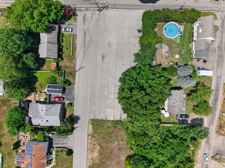 More Photos Of 88 Oak St, Methuen Restaurant For Sale